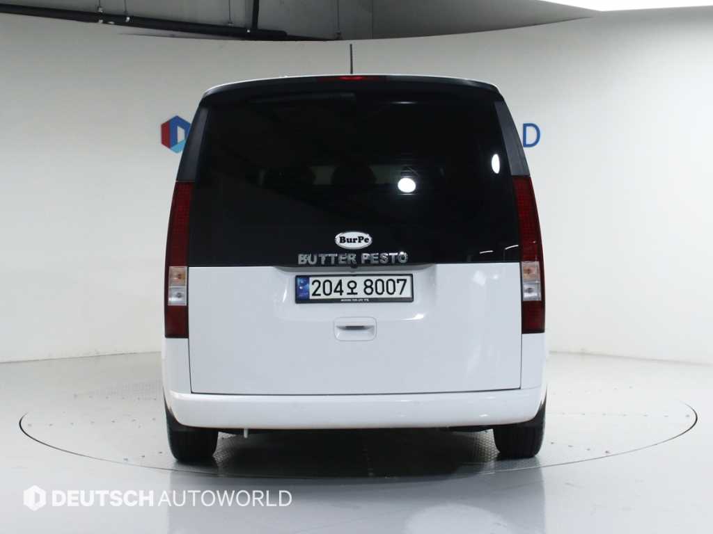 HYUNDAI Staria - Vista 4