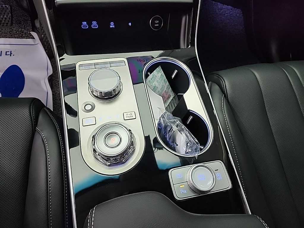 Genesis G80 - Vista 8