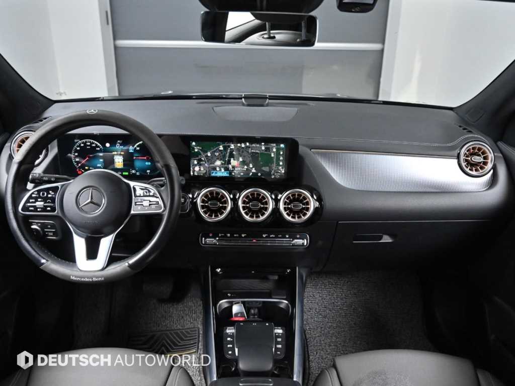 Mercedes Benz EQA - Vista 7