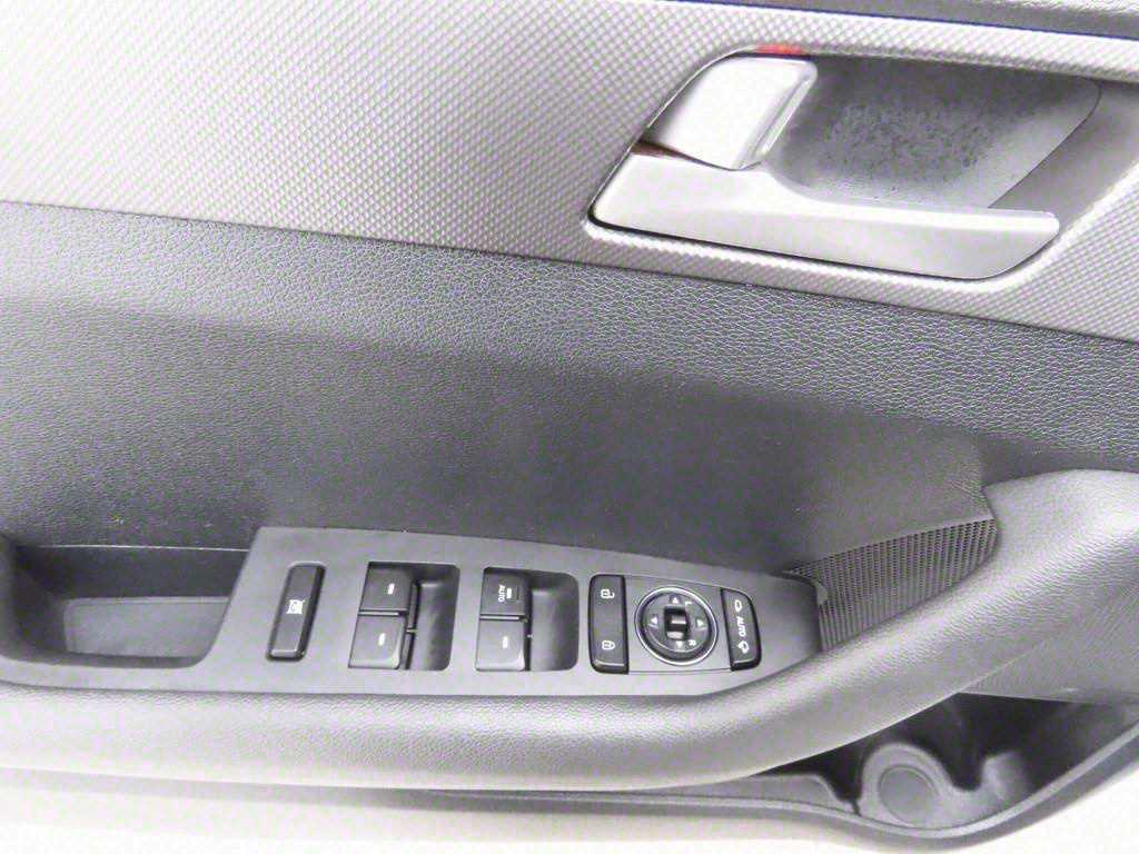 HYUNDAI Sonata - Vista 9