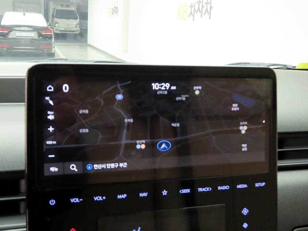 HYUNDAI Staria - Vista 9