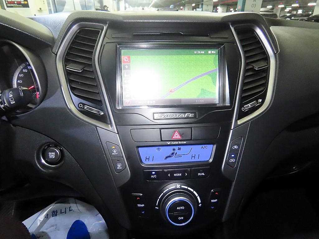 HYUNDAI Santa Fe - Vista 12