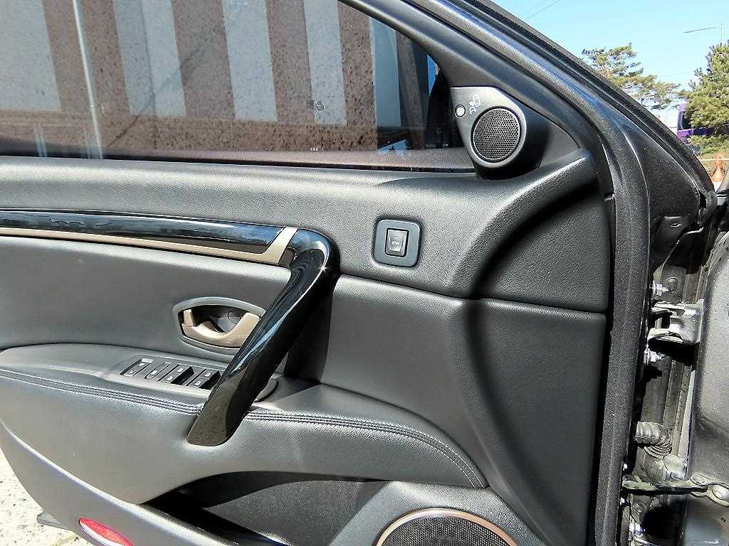 SAMSUNG SM7 - Vista 11