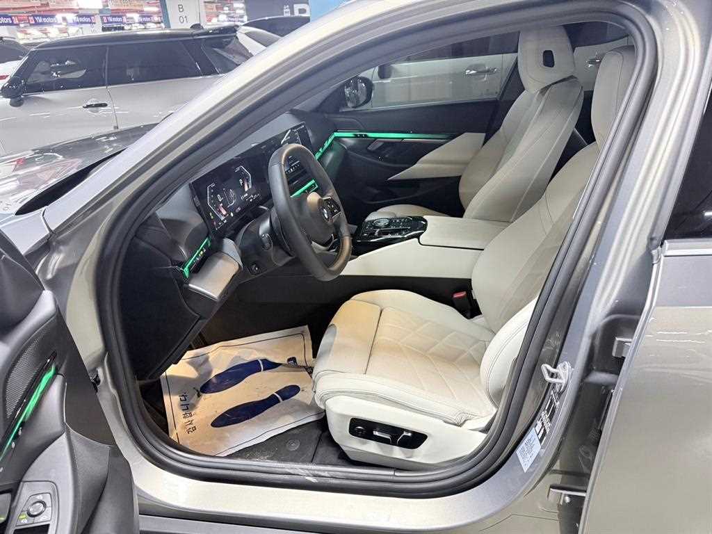 BMW 5 Series 2025 Gris - Importación desde Corea - HF Imports Iquique - Foto 17