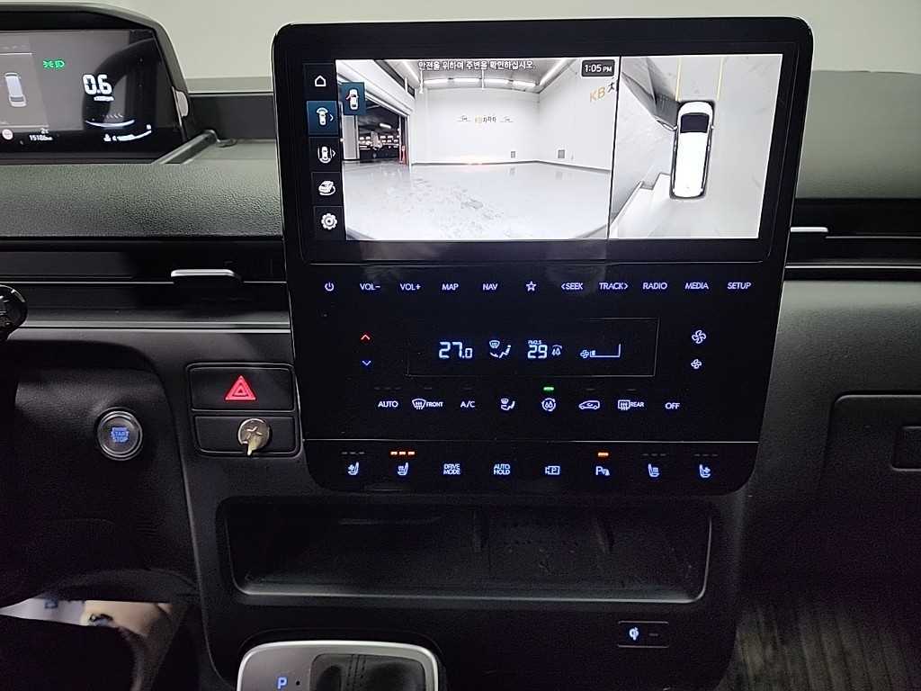 HYUNDAI Staria - Vista 10