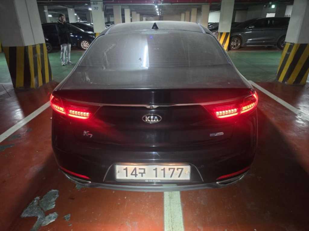 KIA K7 - Vista 4