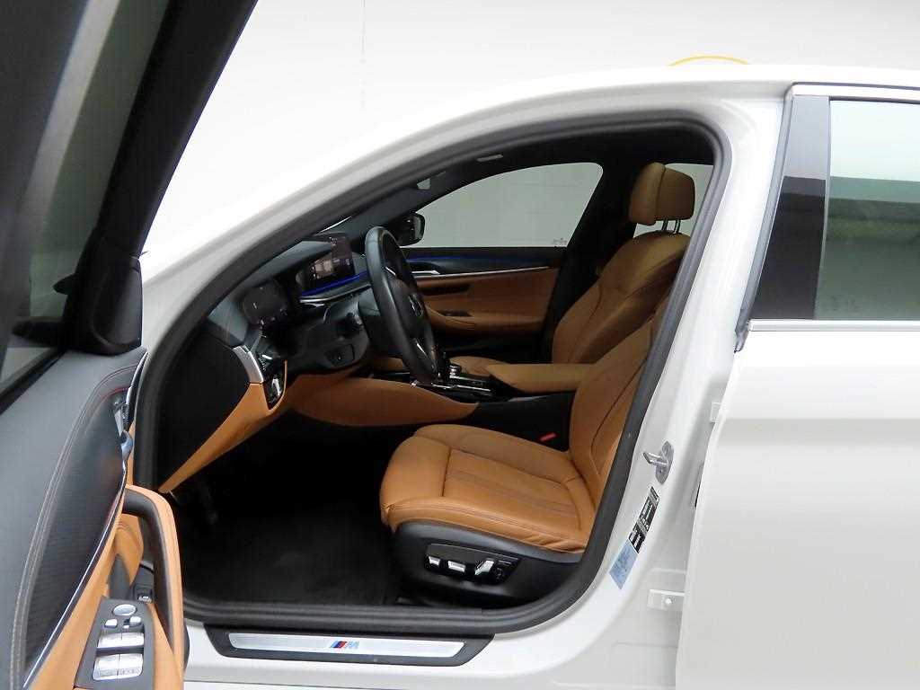 BMW 5 Series - Vista 11