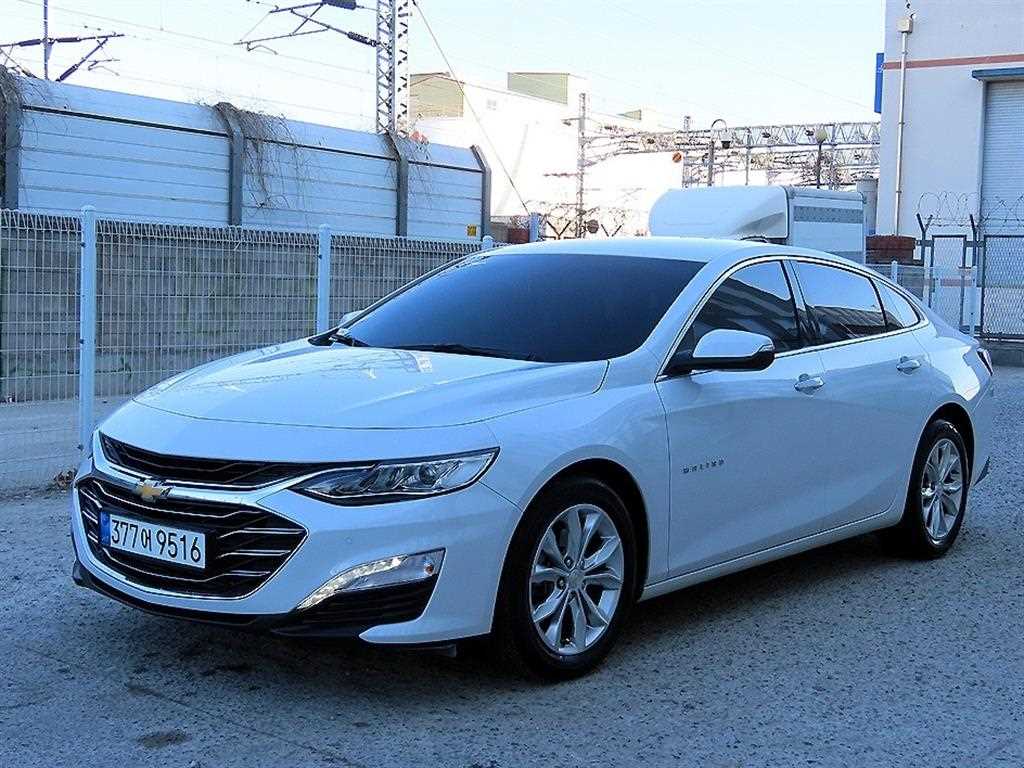 Chevrolet Malibu - Vista 2