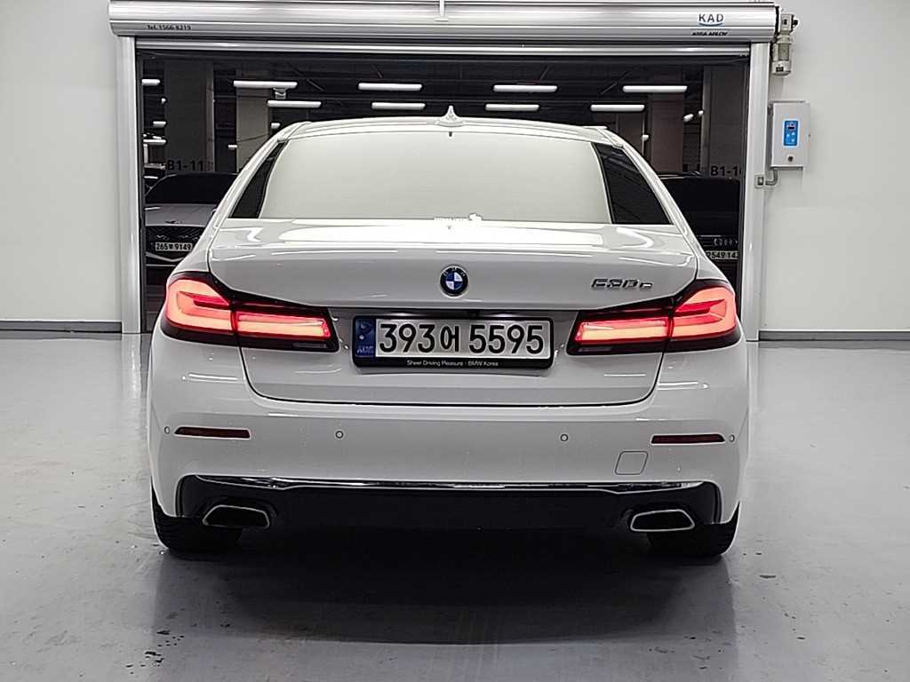 BMW 5 Series - Vista 3