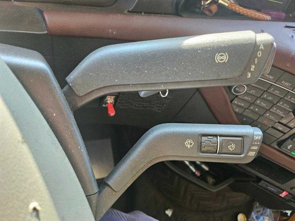 medium and large cargo truck - Vista 10