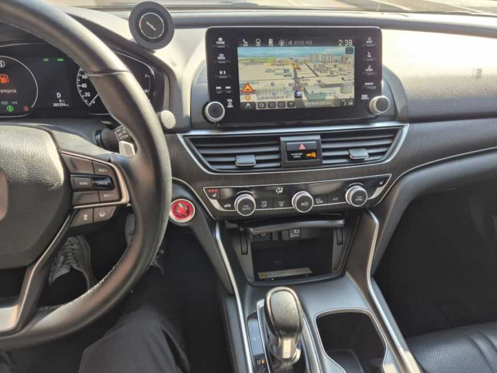 Honda Accord - Vista 7