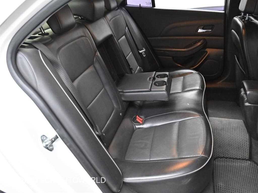 Chevrolet Malibu - Vista 12