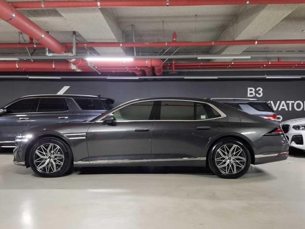 Genesis G90 - Vista 5