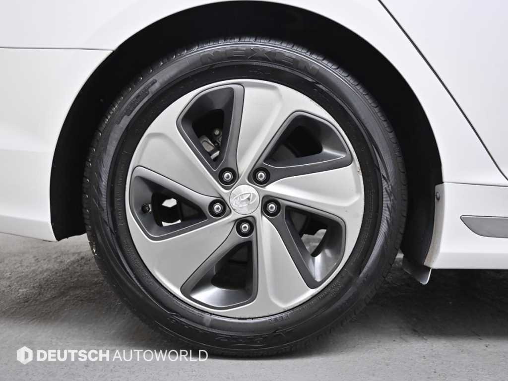 HYUNDAI Sonata - Vista 5