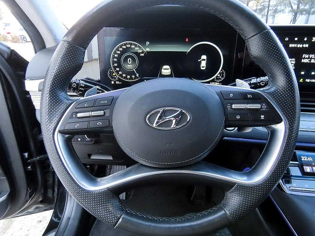 HYUNDAI Grandeur - Vista 8