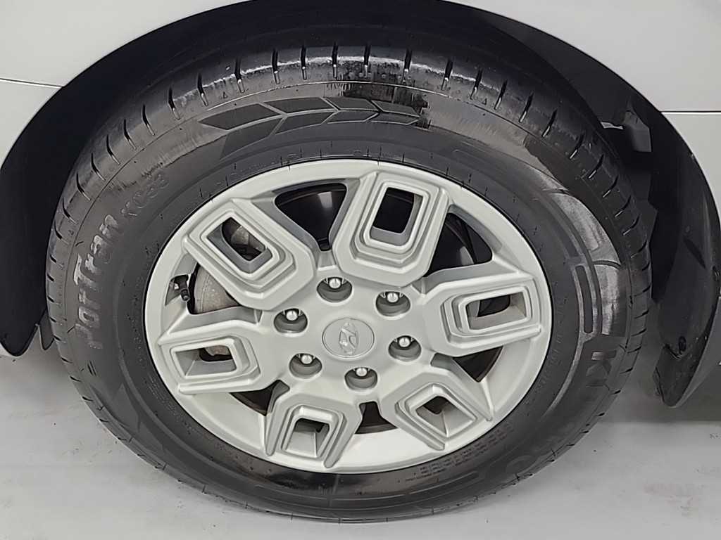 HYUNDAI Staria 2024 Plateado - Importación desde Corea - HF Imports Iquique - Foto 18