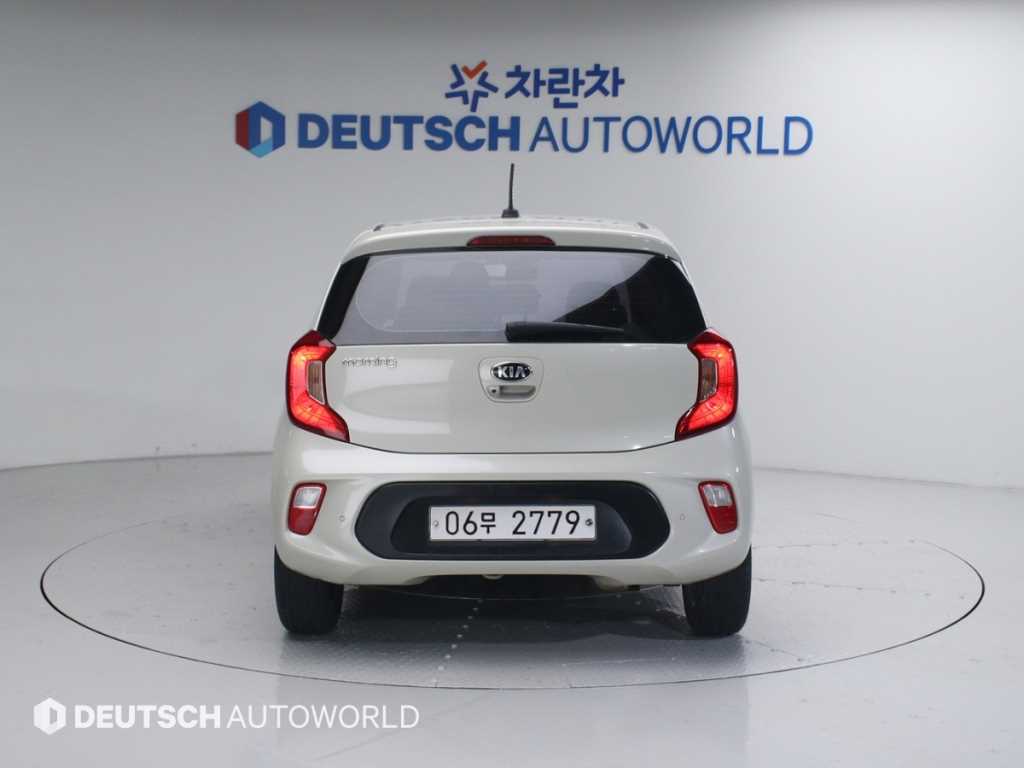 KIA Morning - Vista 4