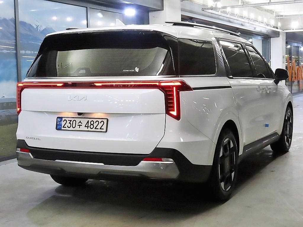KIA Carnival - Vista 4