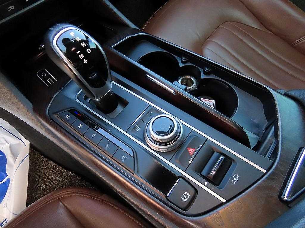 Maserati Levante - Vista 10