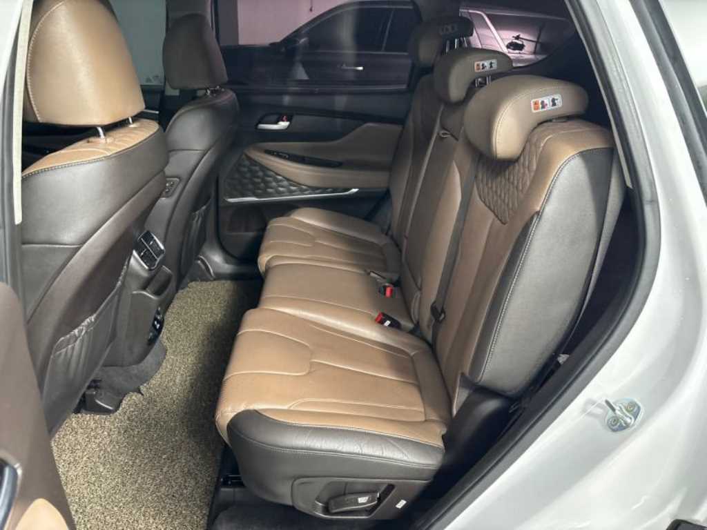 HYUNDAI Santa Fe - Vista 7