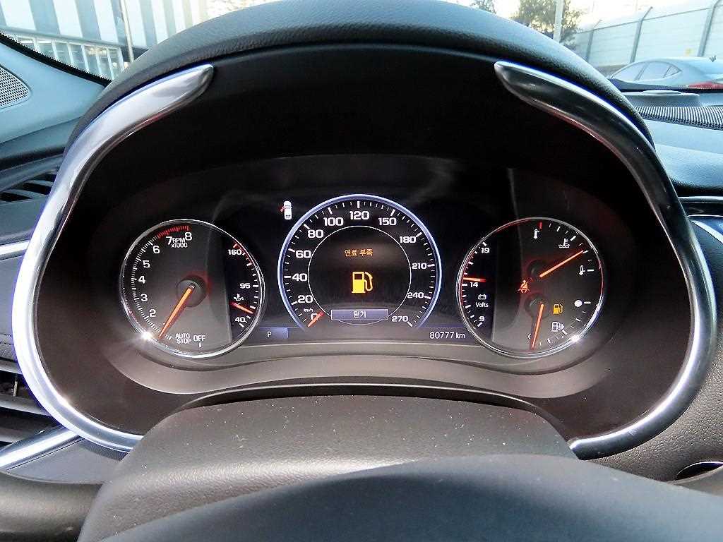 Chevrolet Malibu - Vista 9