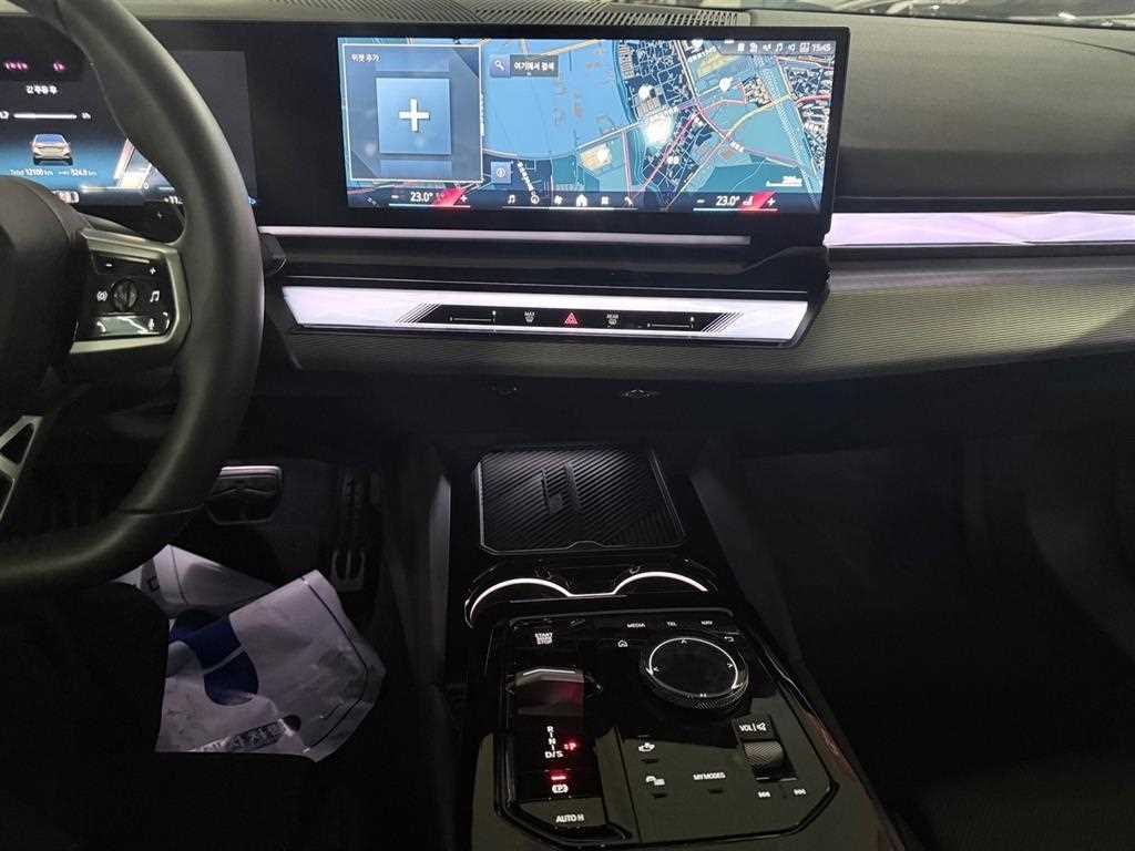 BMW 5 Series - Vista 8