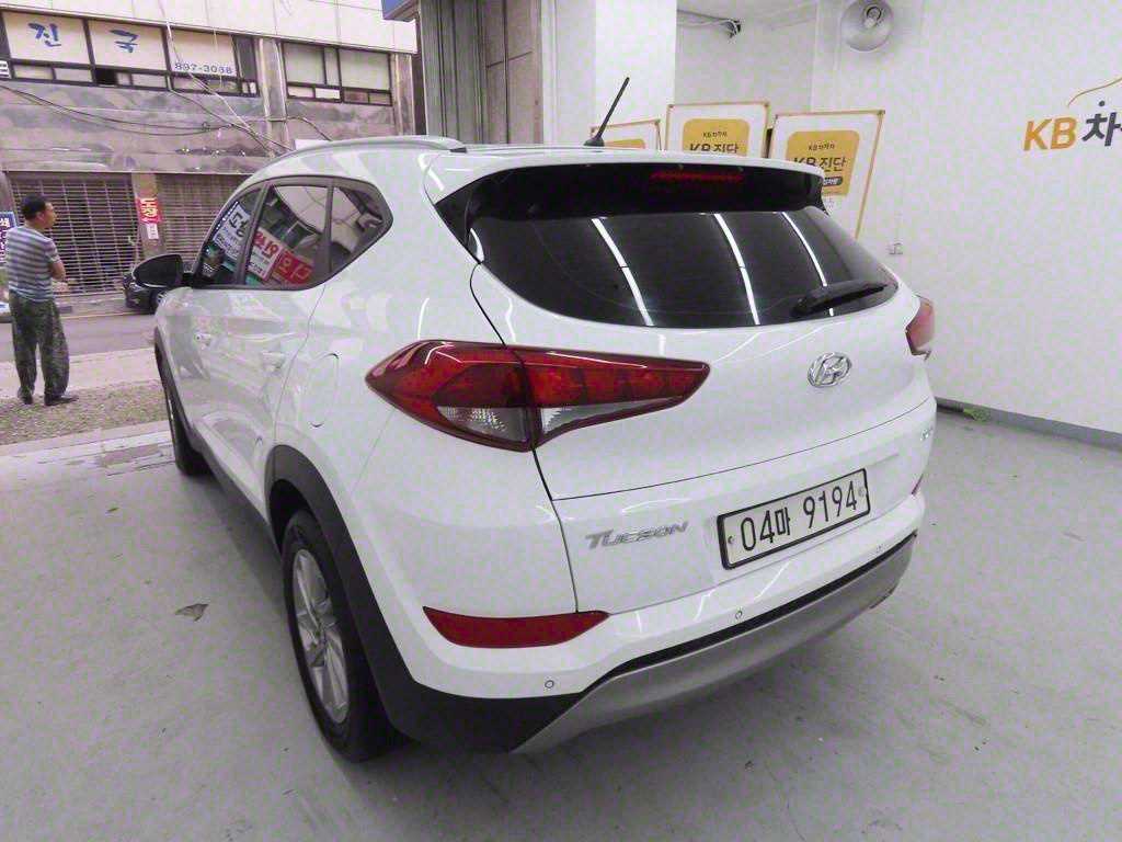 HYUNDAI Tucson - Vista 4
