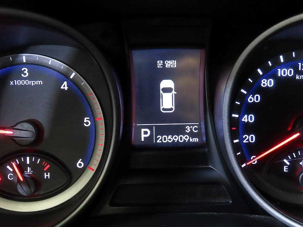 HYUNDAI Santa Fe - Vista 9