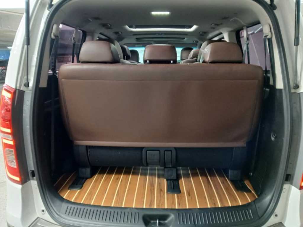 HYUNDAI Starex 2019 Blanco - Importación desde Corea - HF Imports Iquique - Foto 18