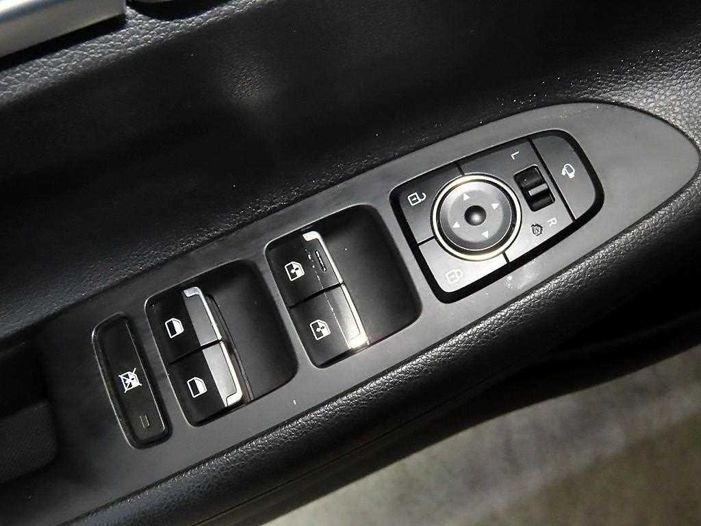 HYUNDAI Grandeur 2019 Gris - Importación desde Corea - HF Imports Iquique - Foto 13