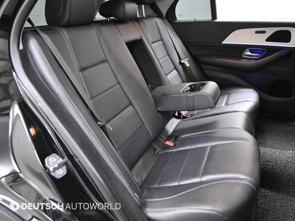 Mercedes Benz GLE Class - Vista 12