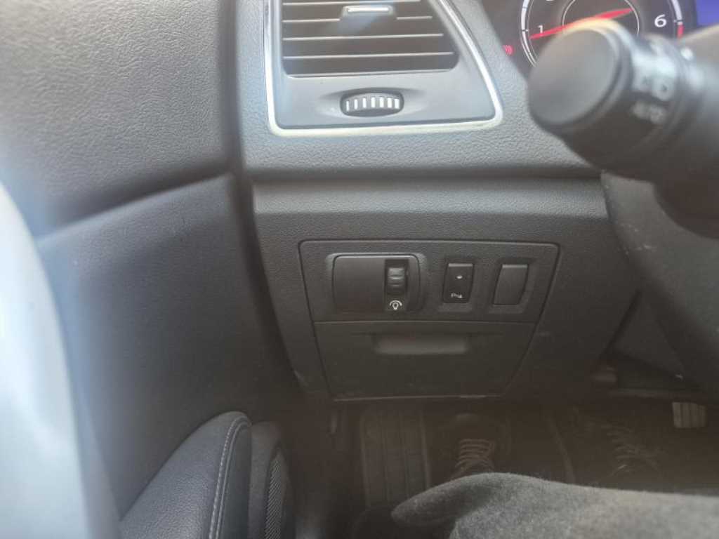 SAMSUNG SM7 - Vista 9