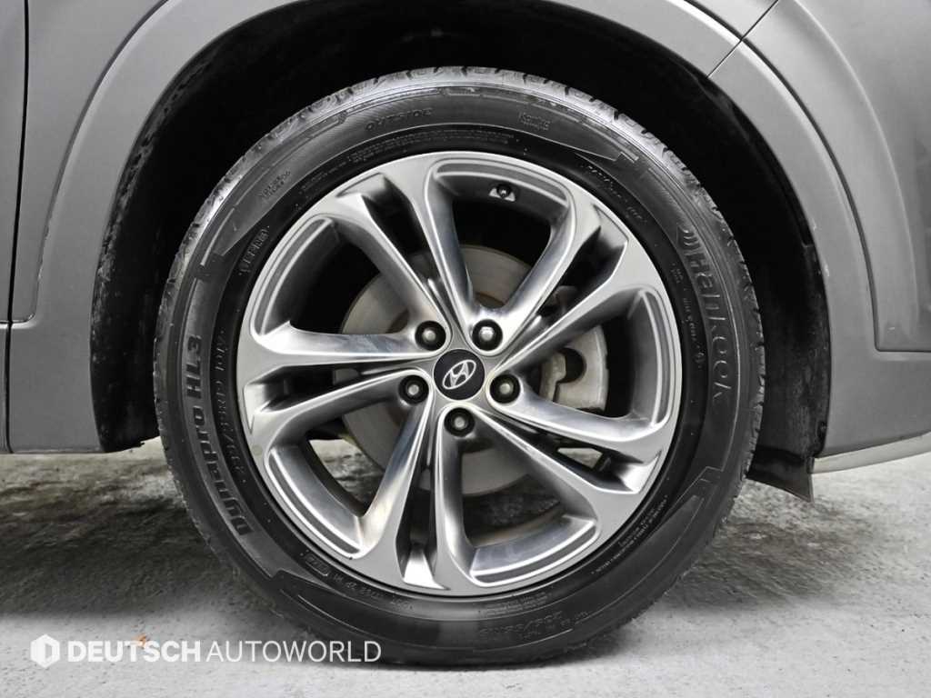 HYUNDAI Santa Fe - Vista 5