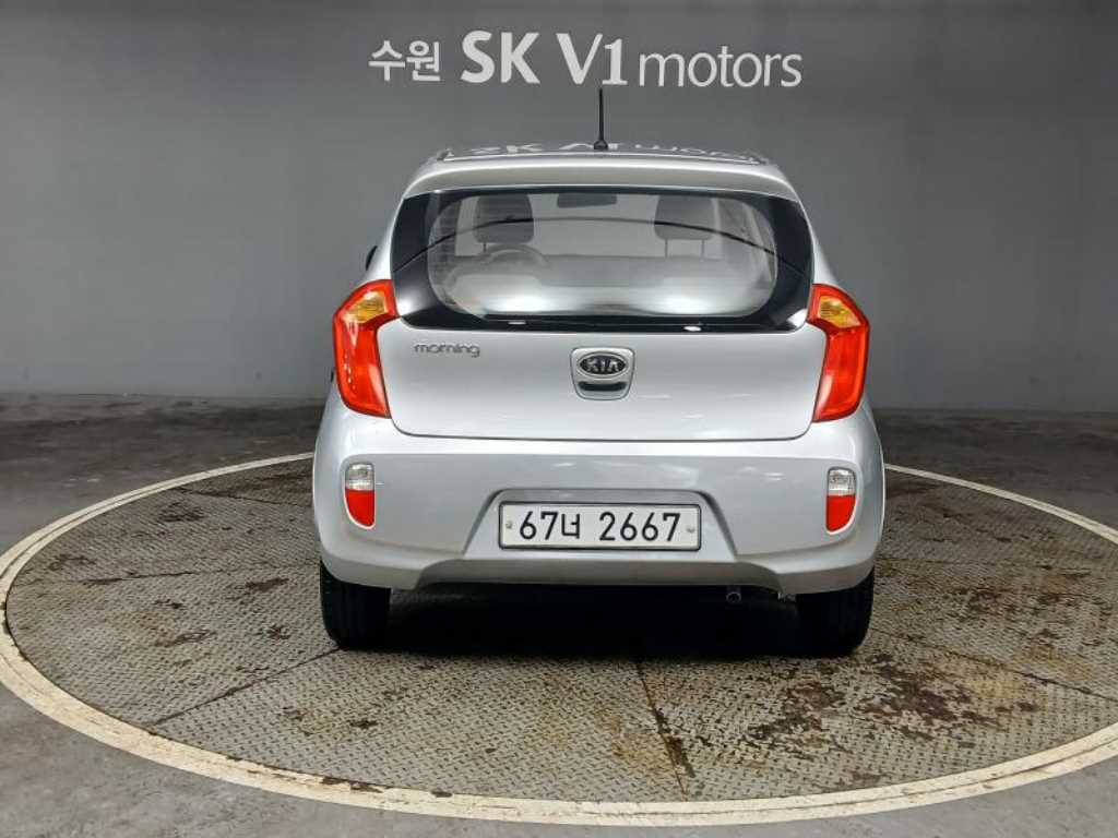 KIA Morning - Vista 5