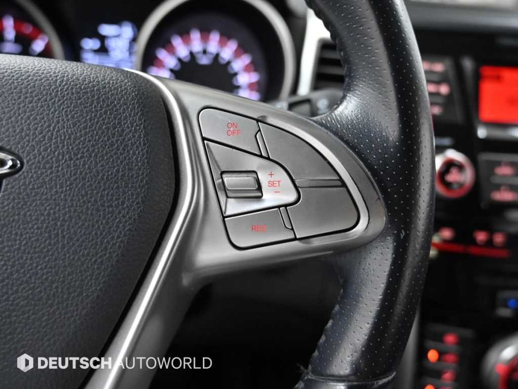 Ssangyong Tivoli 2016 Azul - Importación desde Corea - HF Imports Iquique - Foto 16