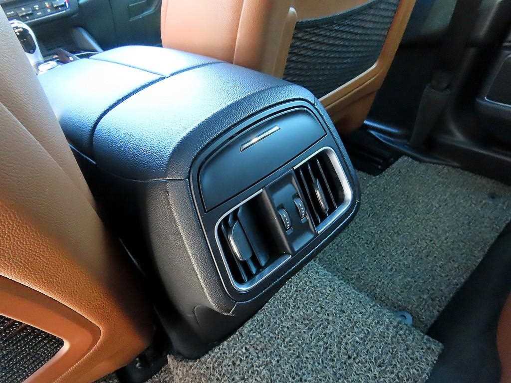 Maserati Levante 2017 Negro - Importación desde Corea - HF Imports Iquique - Foto 15