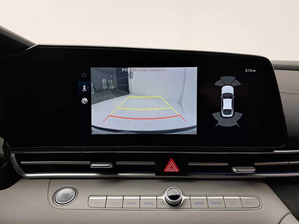 HYUNDAI Avante - Vista 10