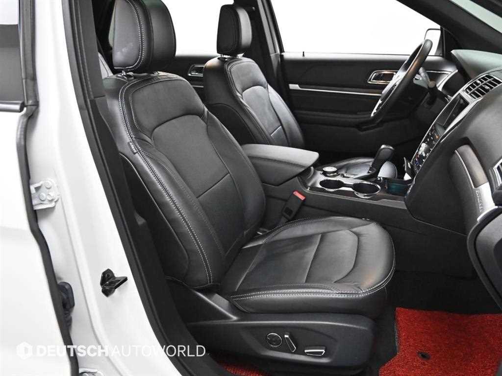 Ford Explorer - Vista 10