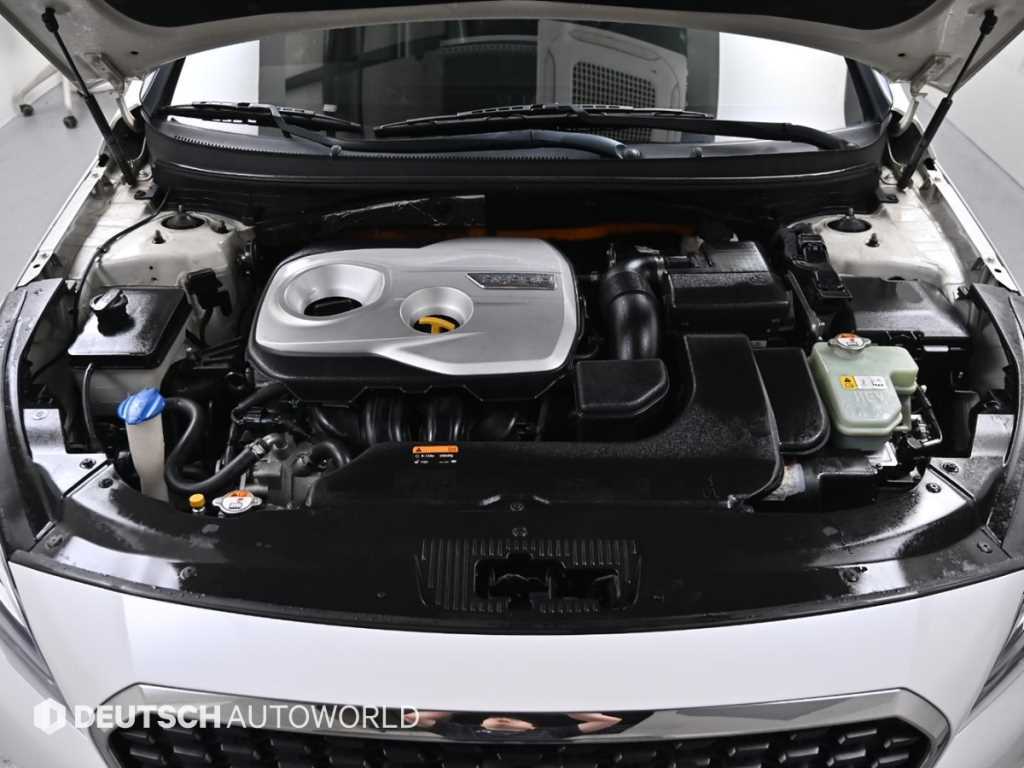 HYUNDAI Sonata - Vista 6