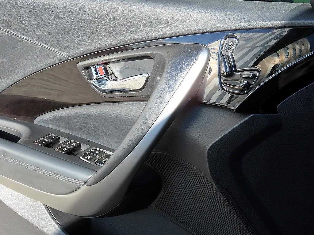 HYUNDAI Grandeur - Vista 11