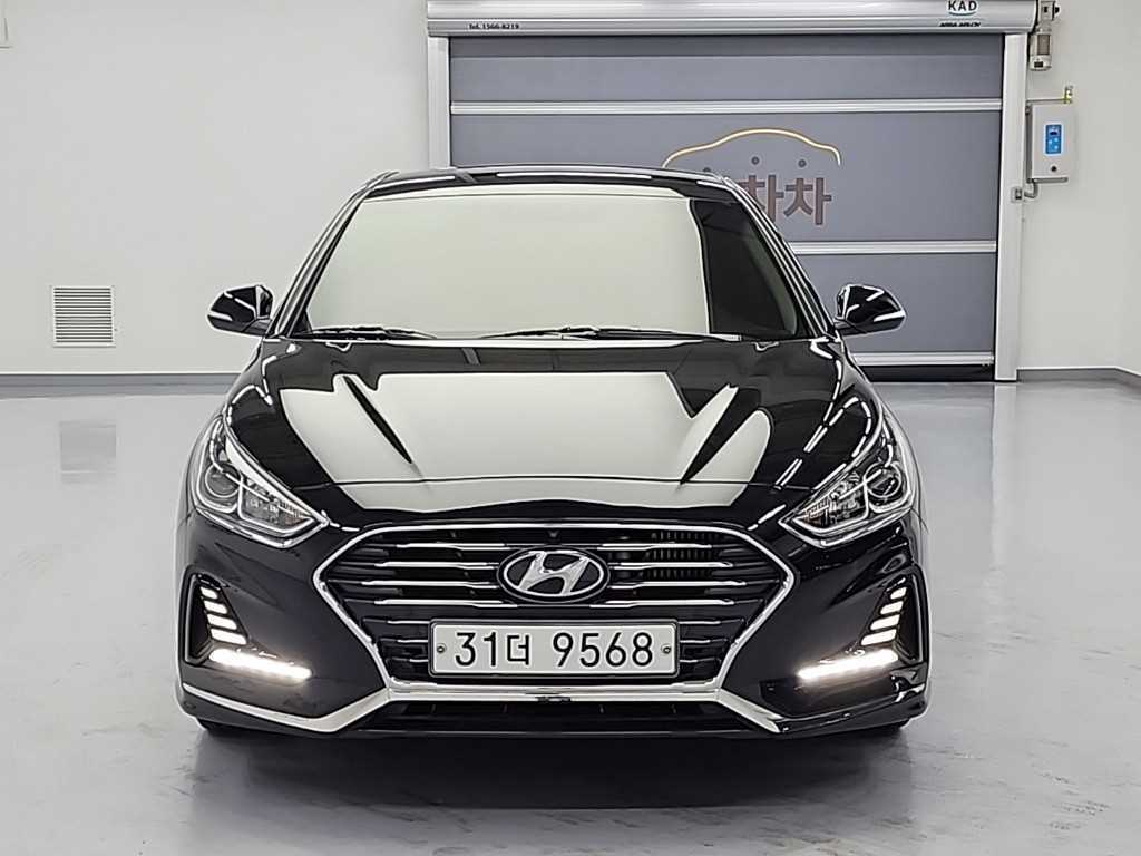 HYUNDAI Sonata - Vista 2