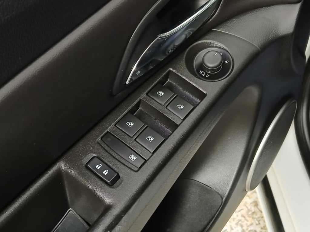 Chevrolet Cruise - Vista 12