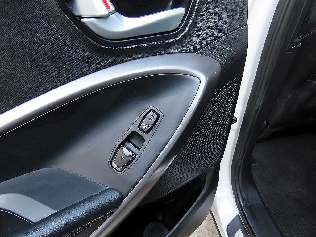 HYUNDAI Maxcruz 2014 Blanco - Importación desde Corea - HF Imports Iquique - Foto 16