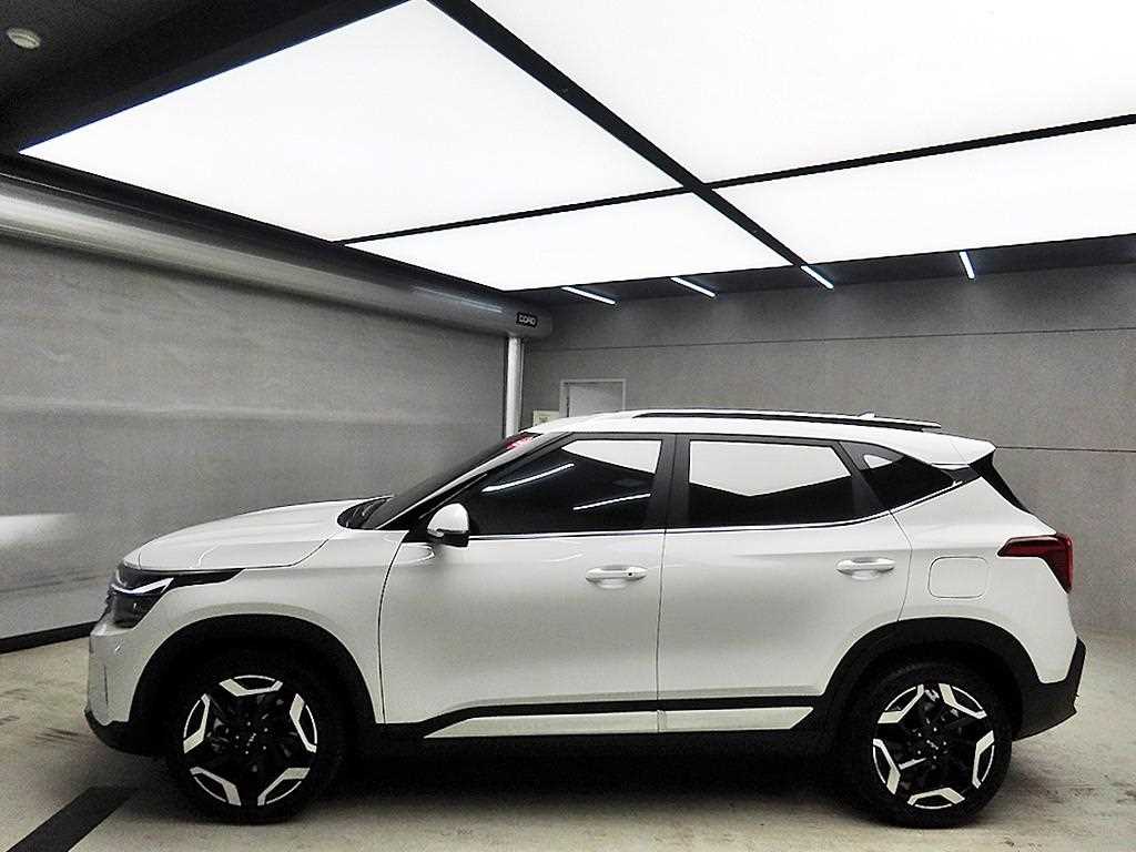 KIA Seltos - Vista 4