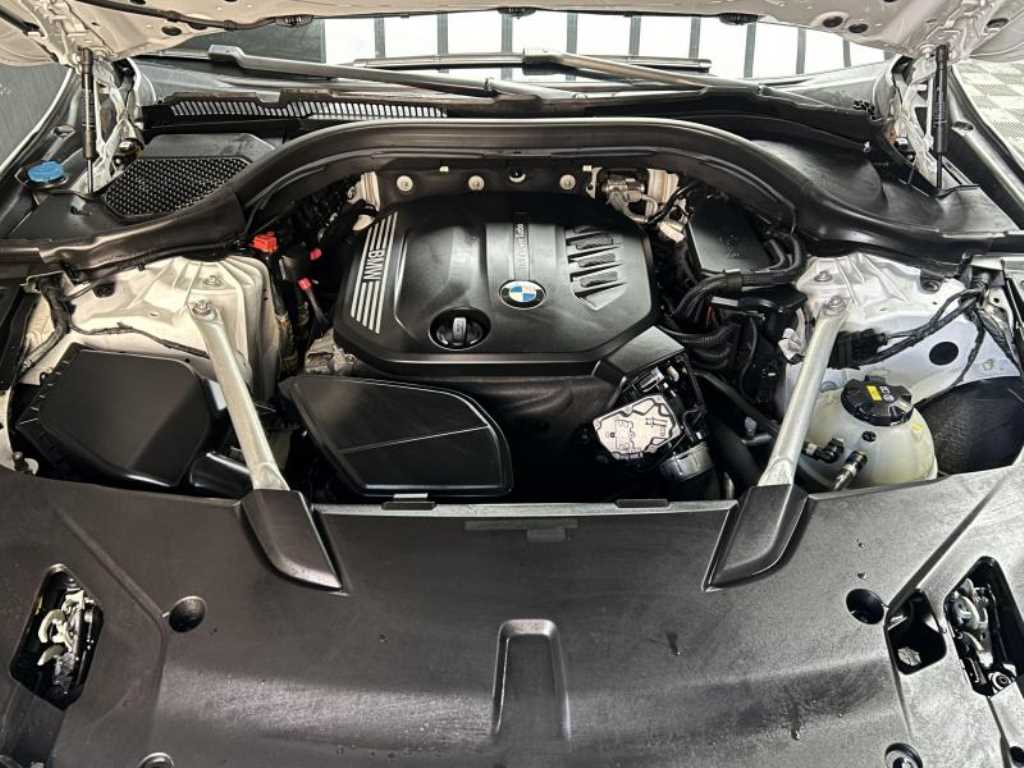 BMW Gran Turismo 2020 Blanco - Importación desde Corea - HF Imports Iquique - Foto 19