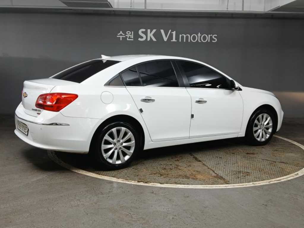 Chevrolet Cruise - Vista 4