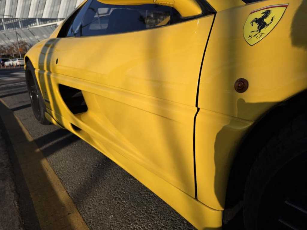 HYUNDAI Tuscani - Vista 9