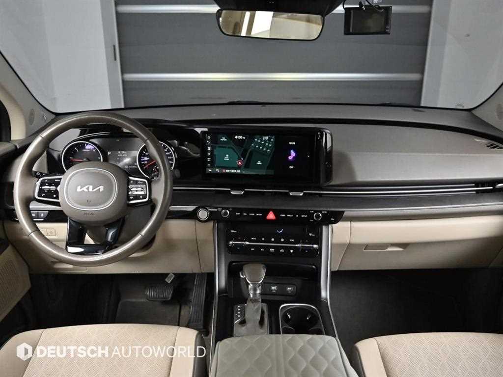 KIA Carnival - Vista 7