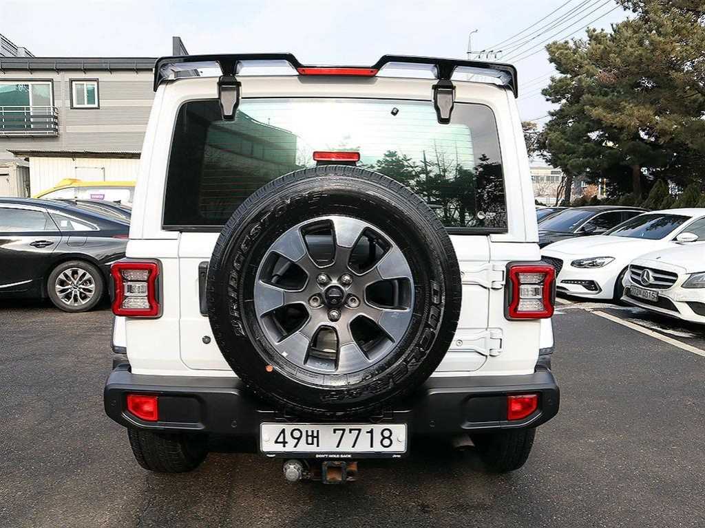 Jeep Wrangler - Vista 4