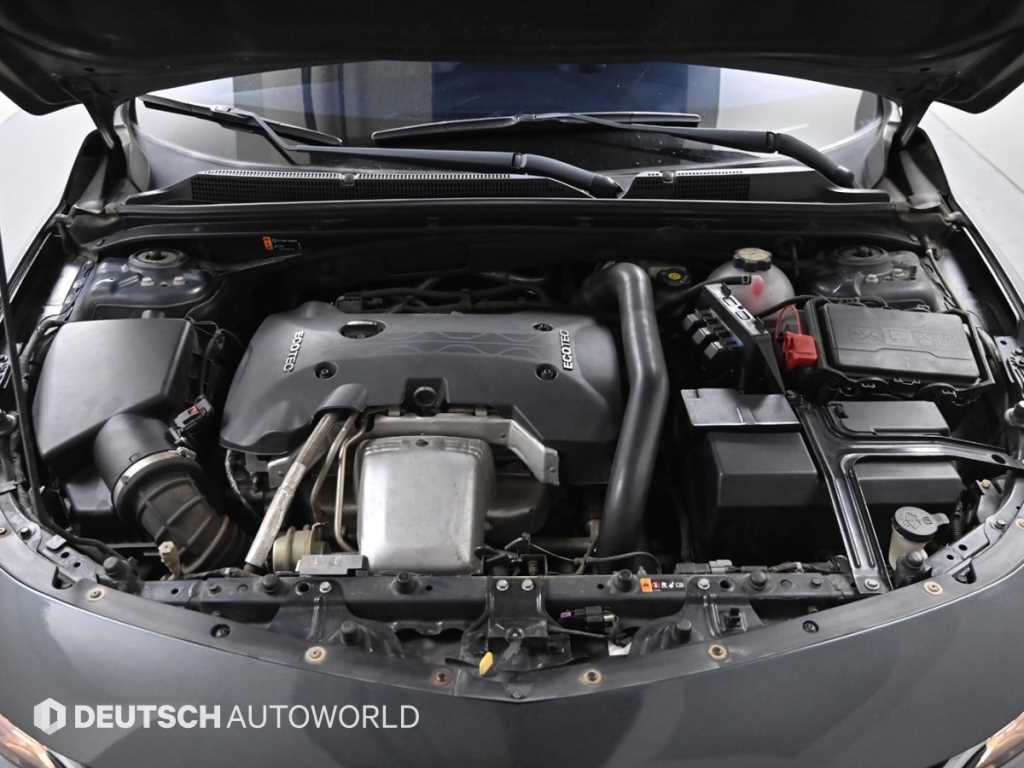 Chevrolet Malibu - Vista 6